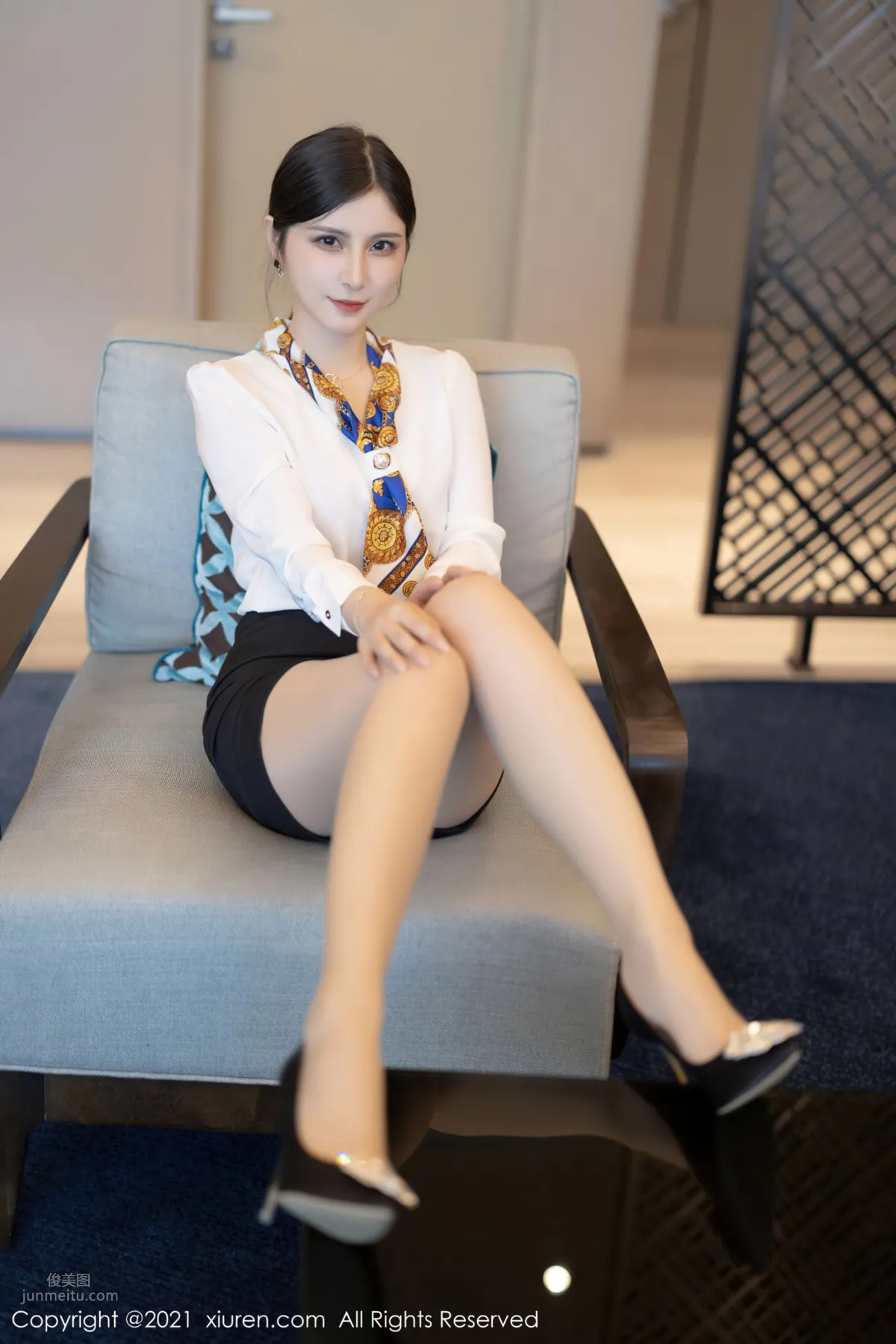小蠻妖深圳旅拍 優雅華麗的制服 20