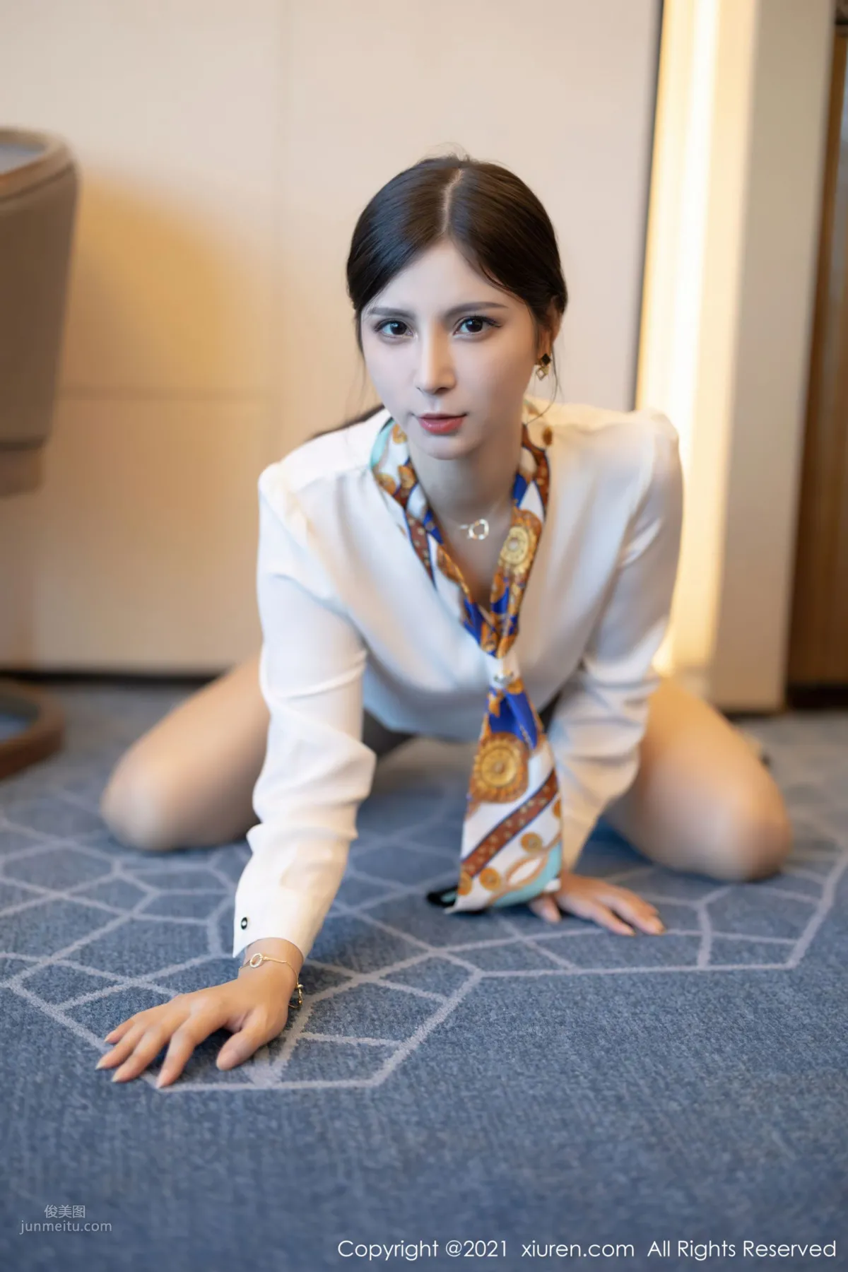 小蠻妖深圳旅拍 優雅華麗的制服 26