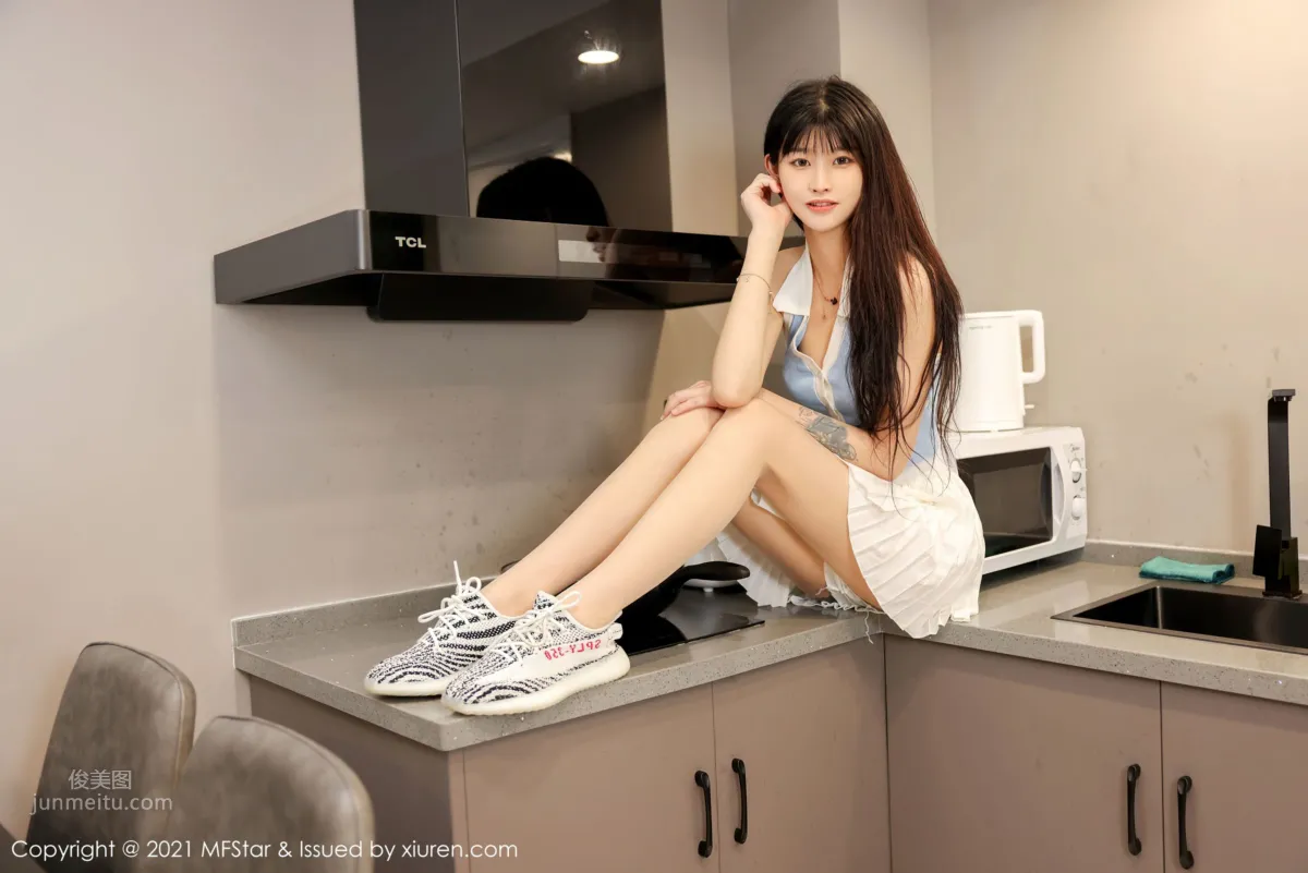 新人模特77qiqi 長相清純甜美 9