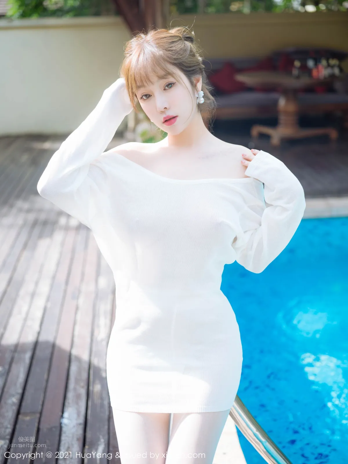成熟女神王雨純 潔白輕盈的毛衣 4