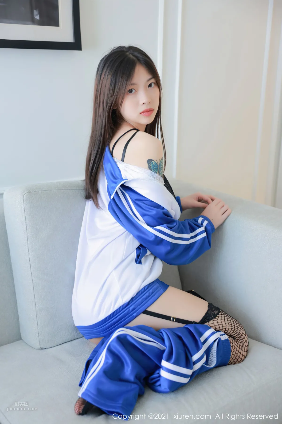 明日花桃桃澳門旅拍 藍色校服下青春活力 8