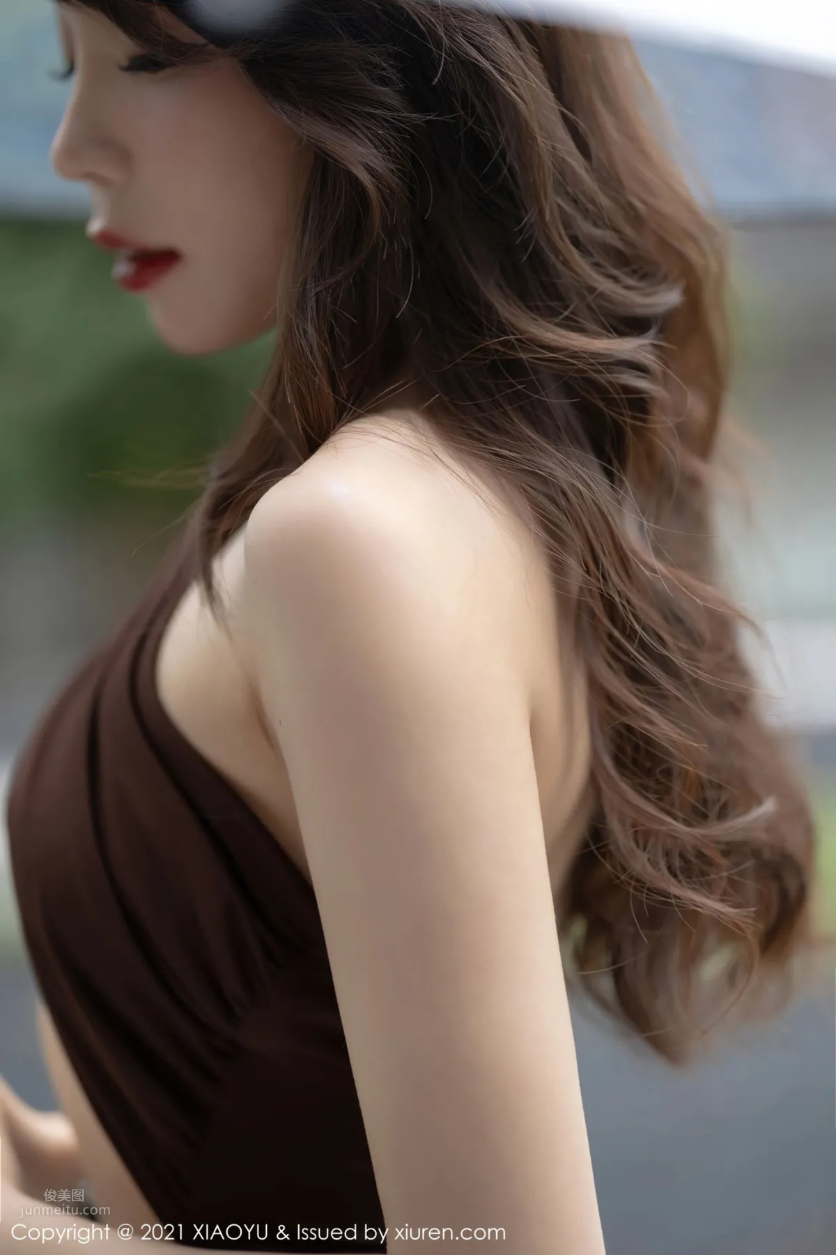 宅男女神芝芝Booty 極緻吊襪相得益彰 6