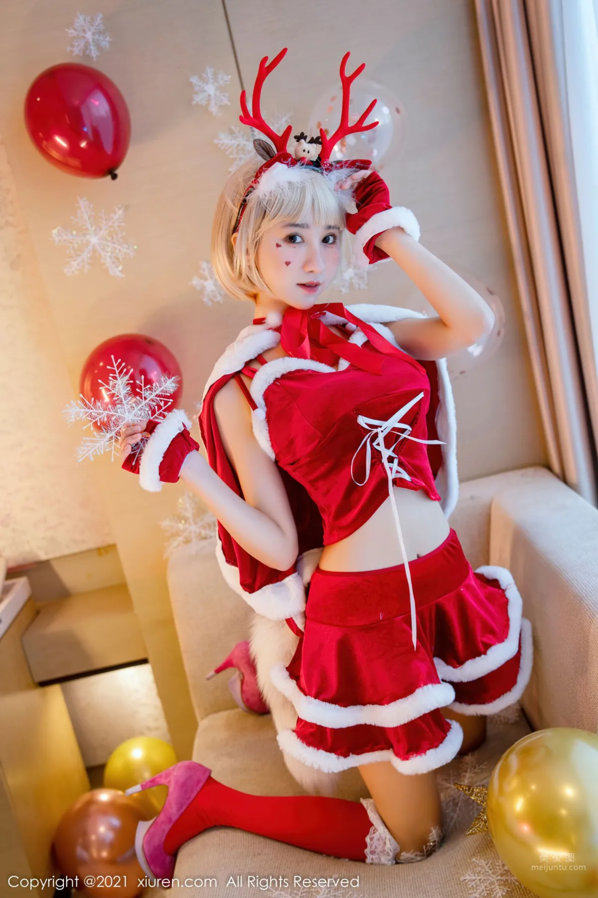 [XiuRen] 2021.12.06 No.4300 小果凍兒 3