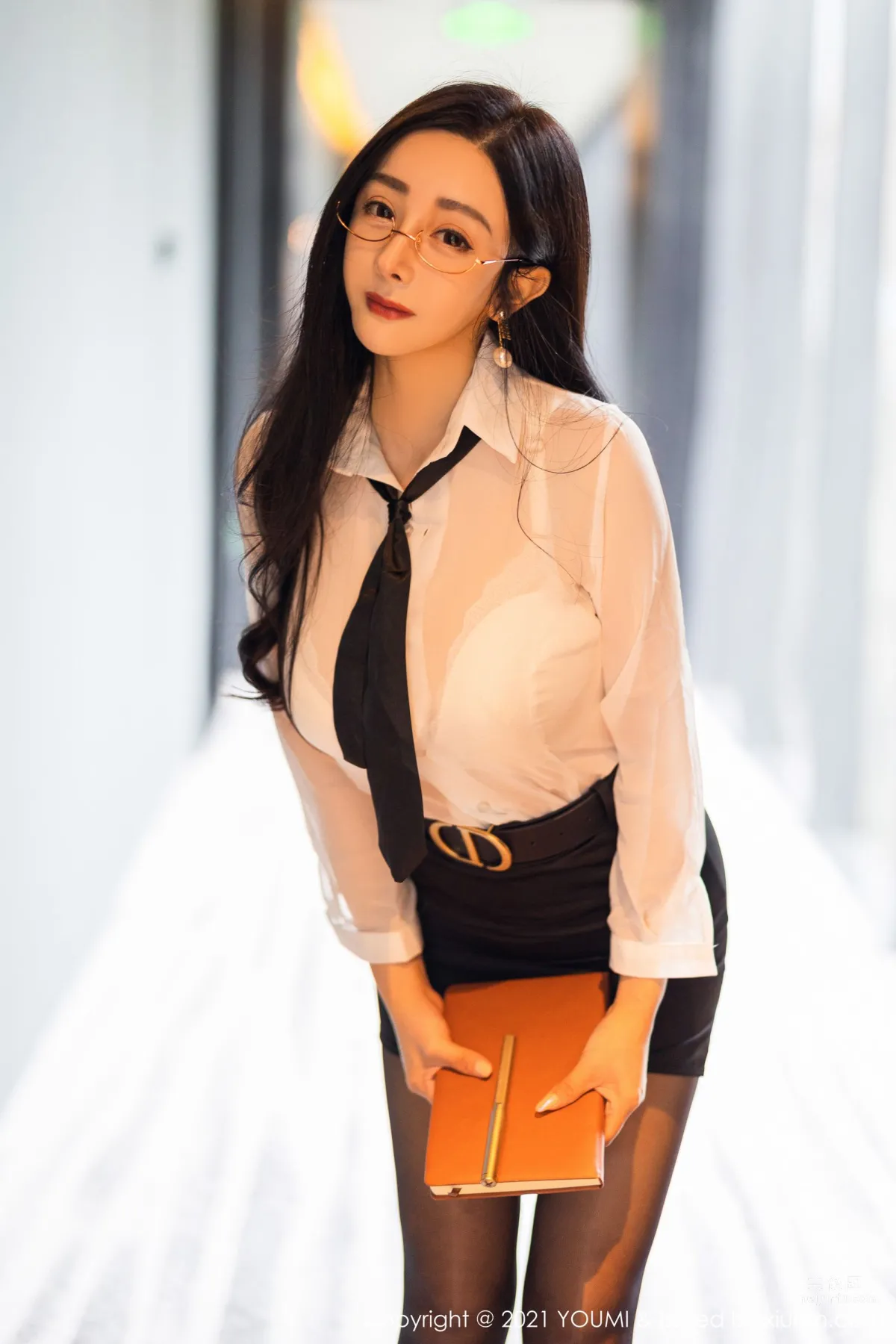 [YOUMI] 2021.11.26 VOL.723 允薾_8