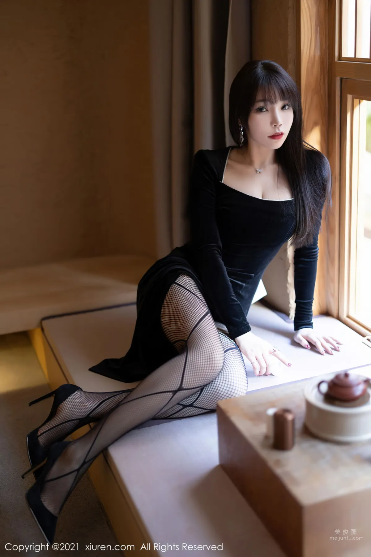 [XiuRen] 2021.12.09 No.4322 芝芝Booty 28