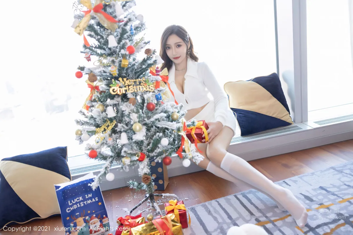 [XiuRen] 2021.12.20 No.4359 王馨瑤yanni 17