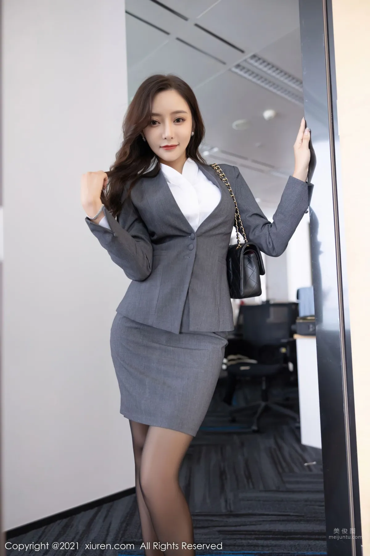[XiuRen] 2021.12.06 No.4304 王馨瑤yanni 10