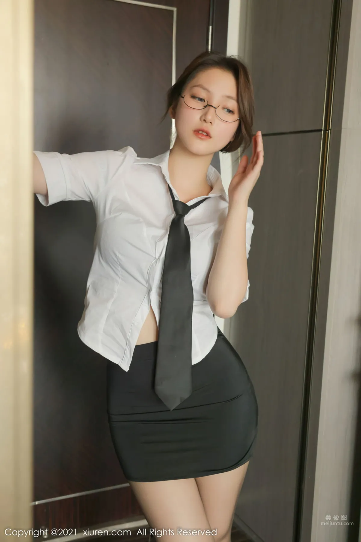 [XiuRen] 2021.12.08 No.4311 兔妹妹 5