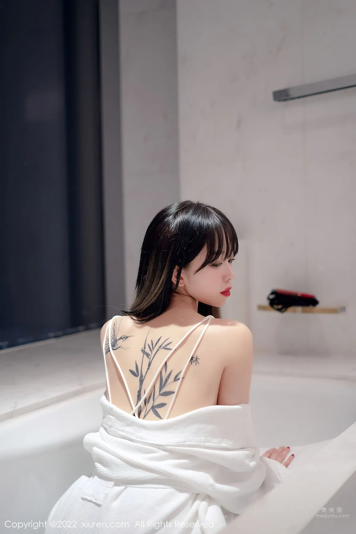 [XiuRen] 2022.02.21 No.4611 奶瓶. 8
