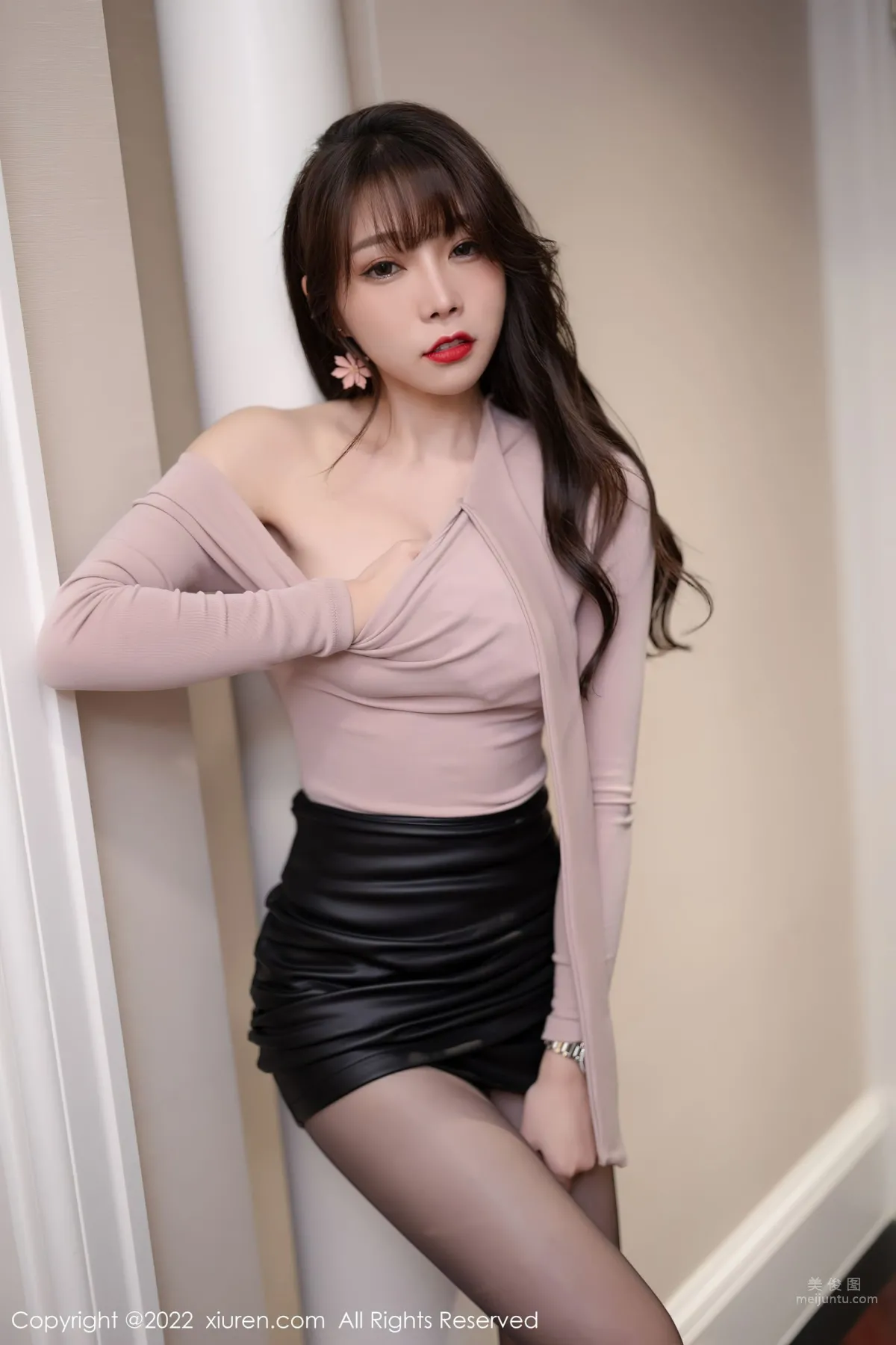 [XiuRen] 2022.02.18 No.4606 芝芝Booty 21