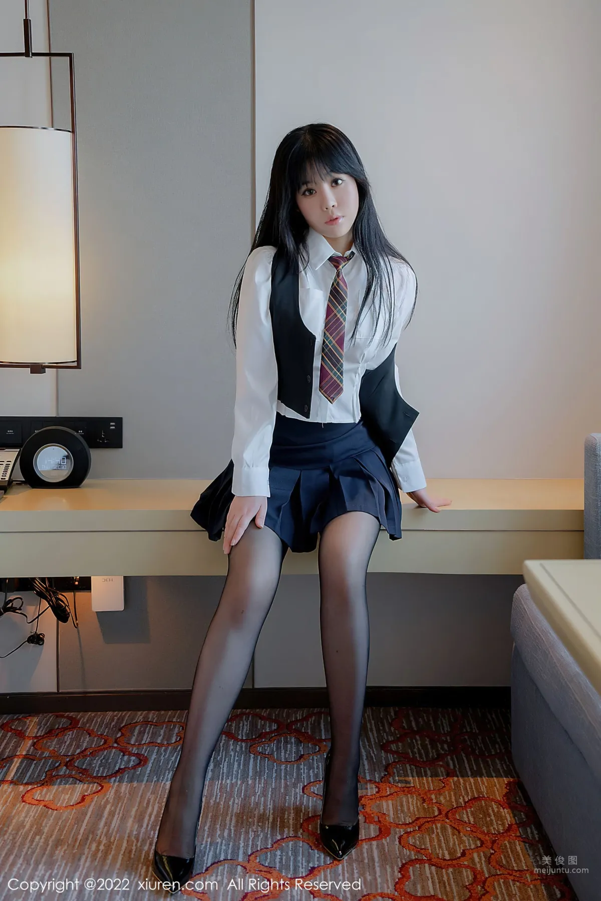 [XiuRen] 2022.02.09 No.4558 徐媛媛 1