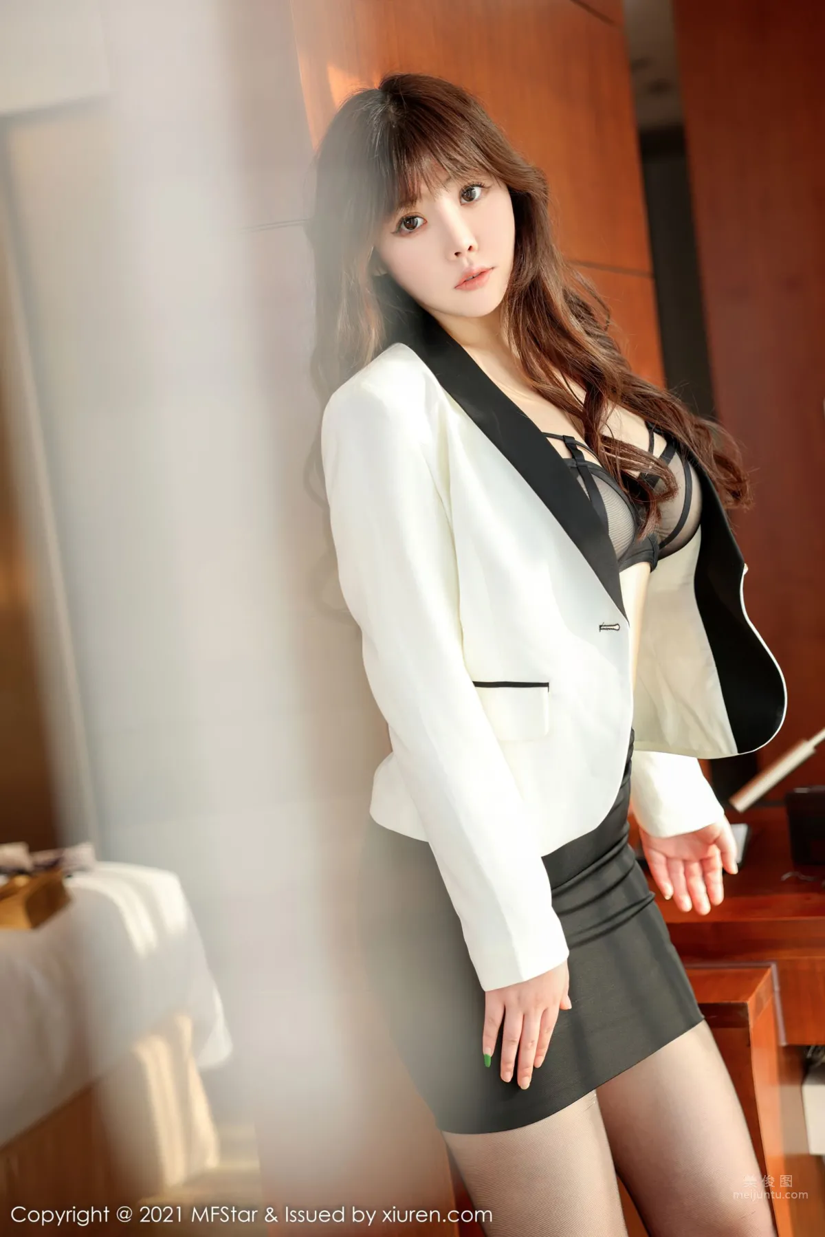 [MFStar] 2021.12.20 VOL.547 徐媛媛 9
