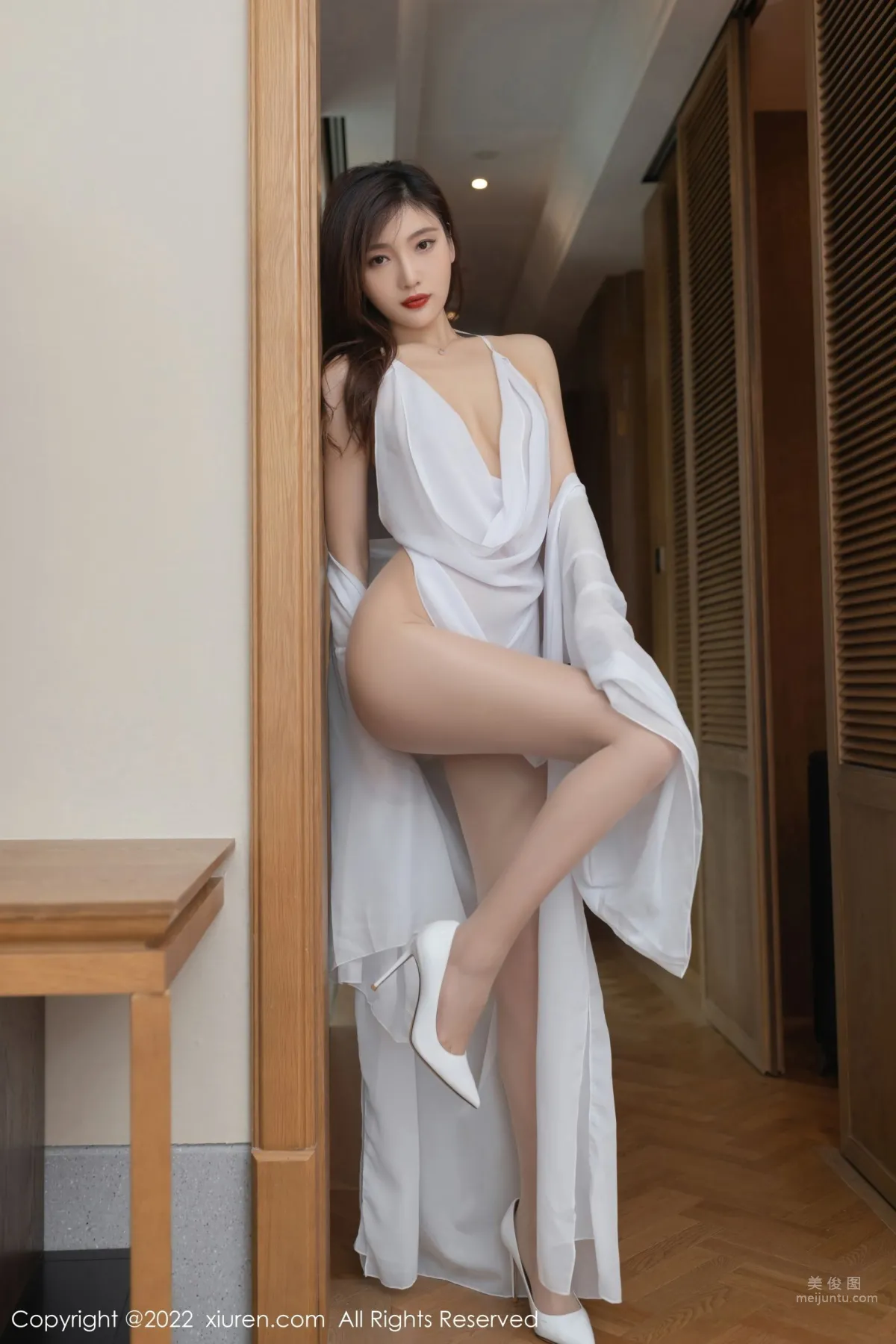 [XiuRen] 2022.04.07 No.4835 陸萱萱 23