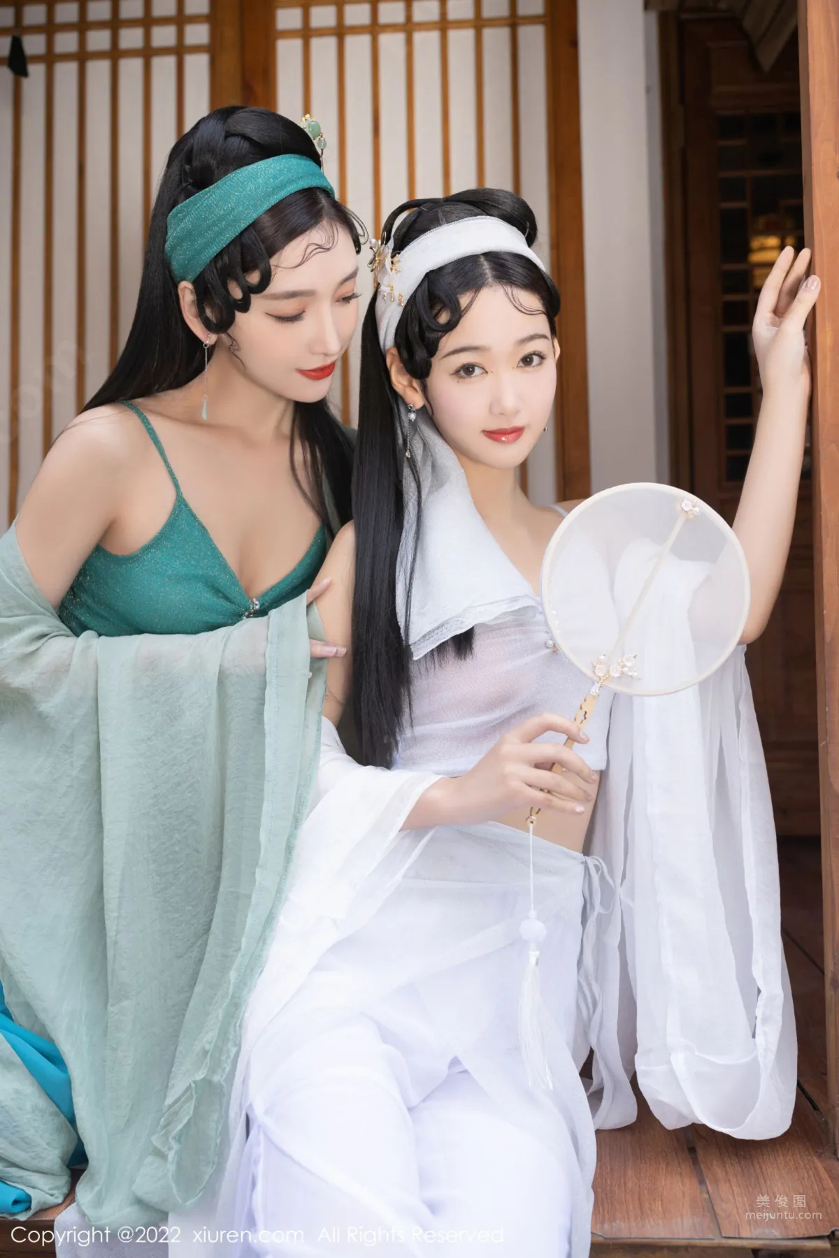 [XiuRen] 2022.04.25 No.4921 唐安琪&amp;陸萱萱 68