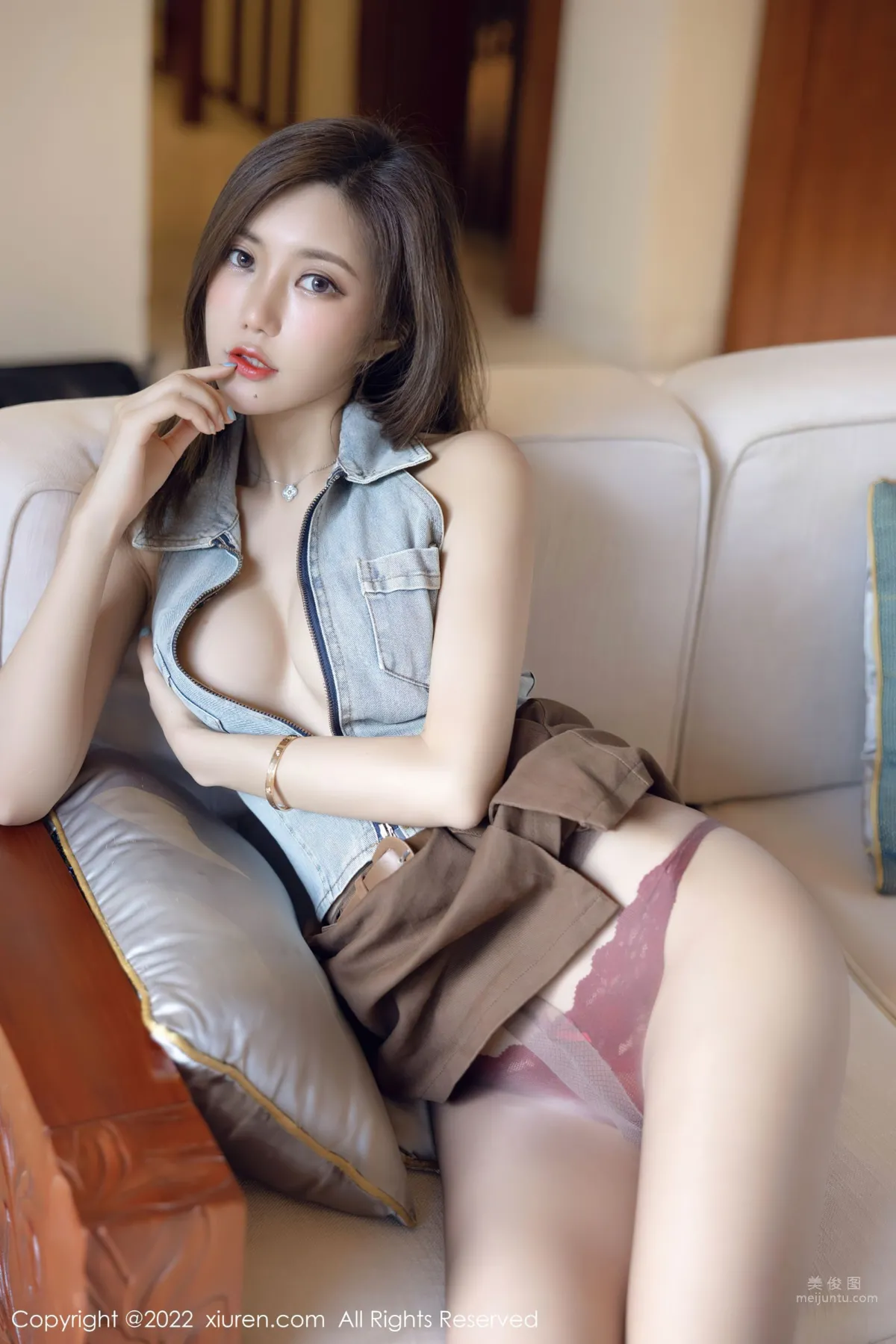 [XiuRen] 2022.03.04 No.4675 绮裡嘉ula 25