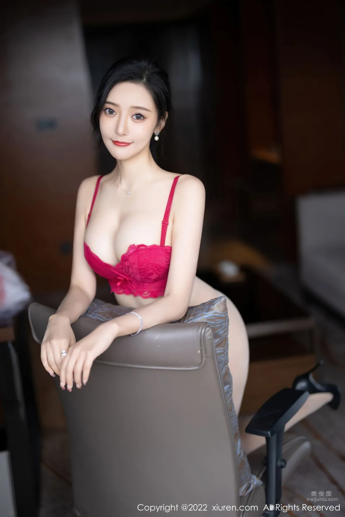 [XiuRen] 2022.05.05 No.4963 王馨瑤yanni 56