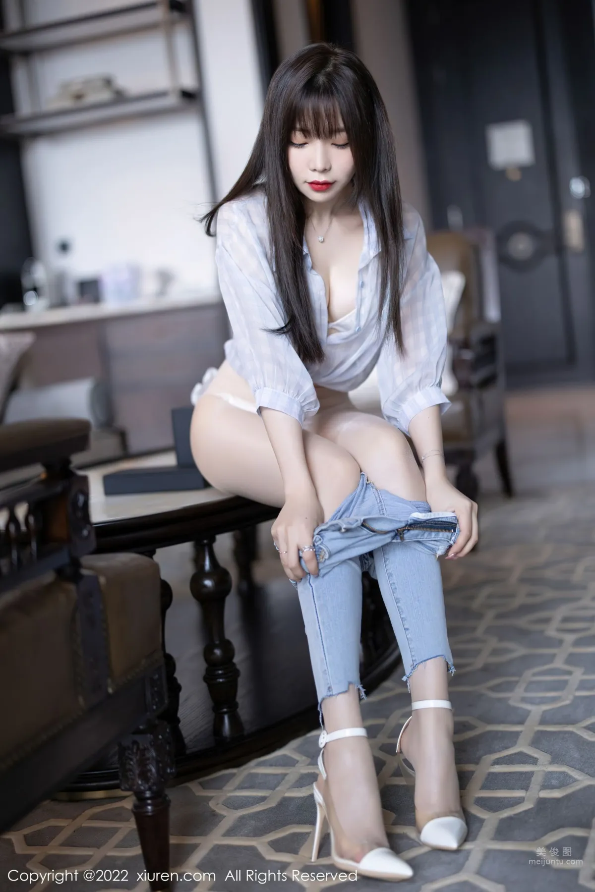 [XiuRen] 2022.05.07 No.4976 芝芝Booty 23