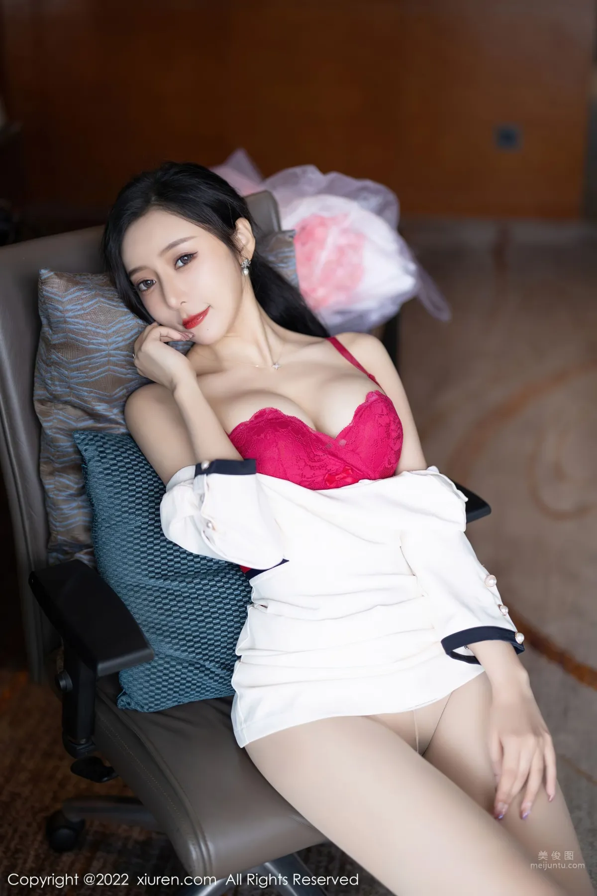[XiuRen] 2022.05.05 No.4963 王馨瑤yanni 51
