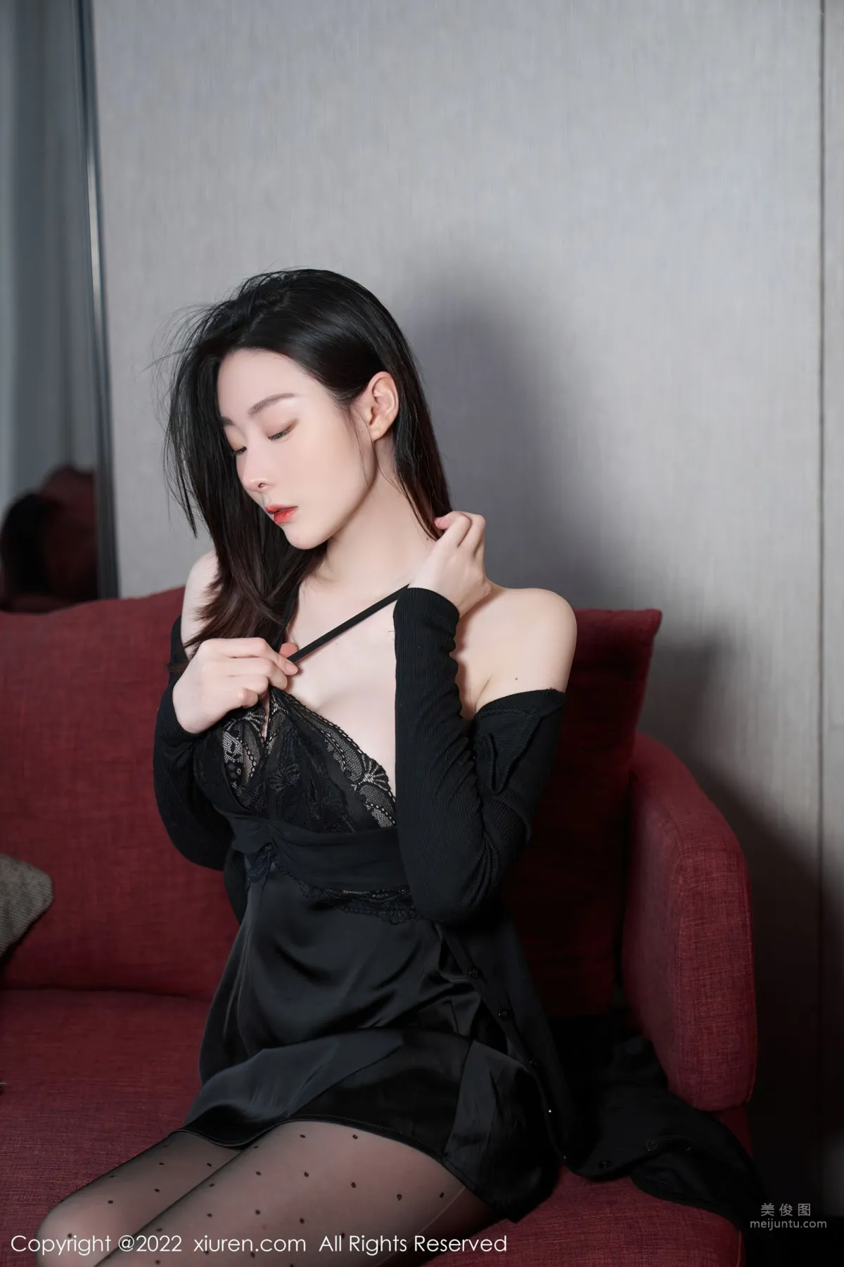 [XiuRen] 2022.09.01 No.5529 是小逗逗 50