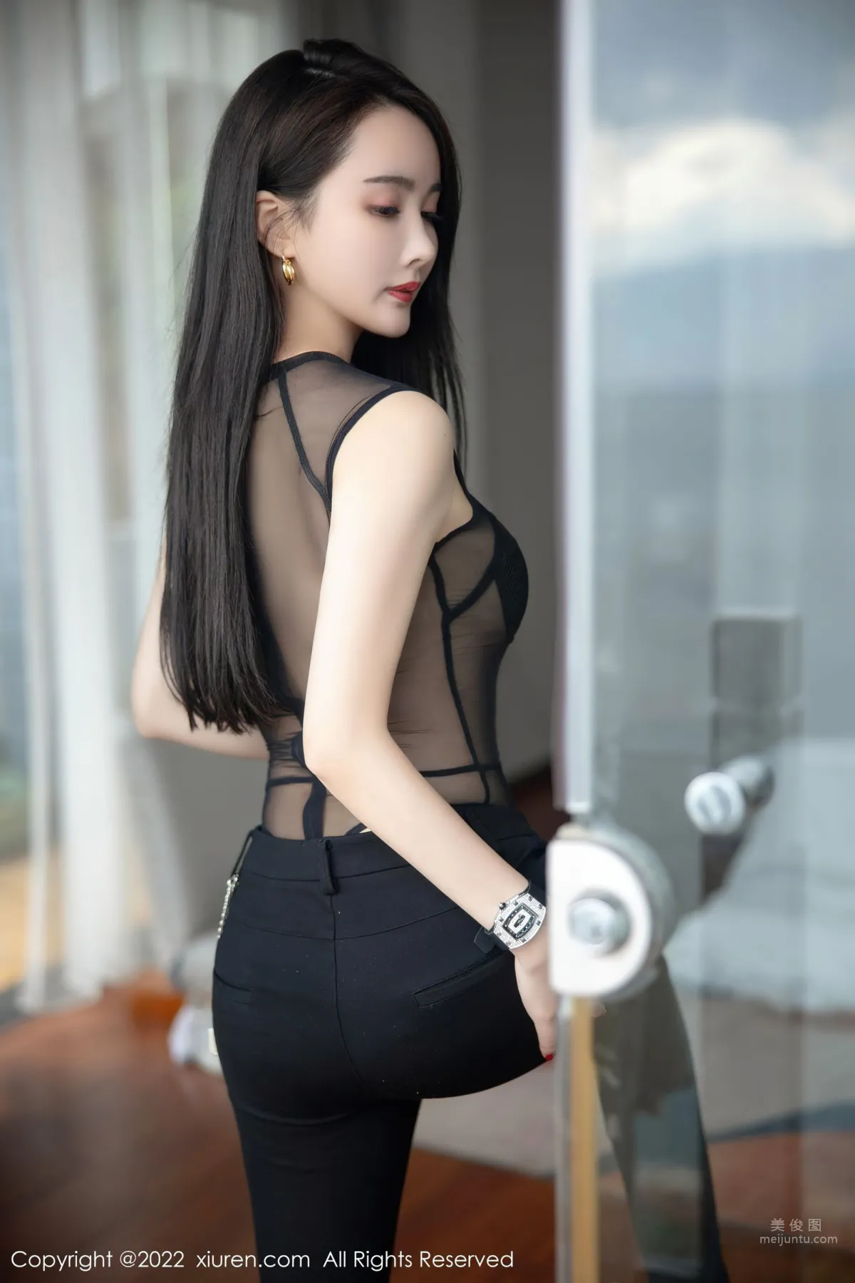 [XiuRen] 2022.08.29 No.5505 summer寶寶 19