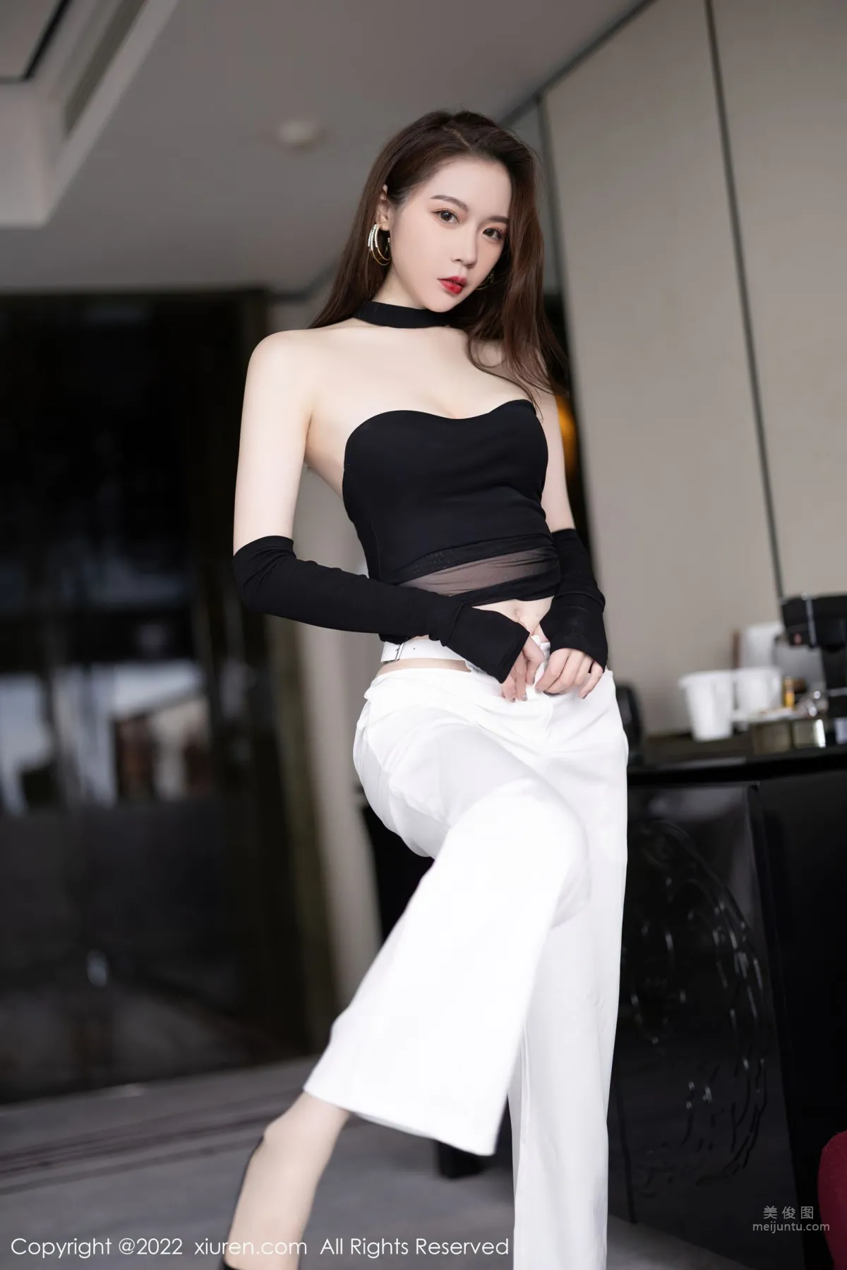 [XiuRen] 2022.08.24 No.5487 夢心玥 29