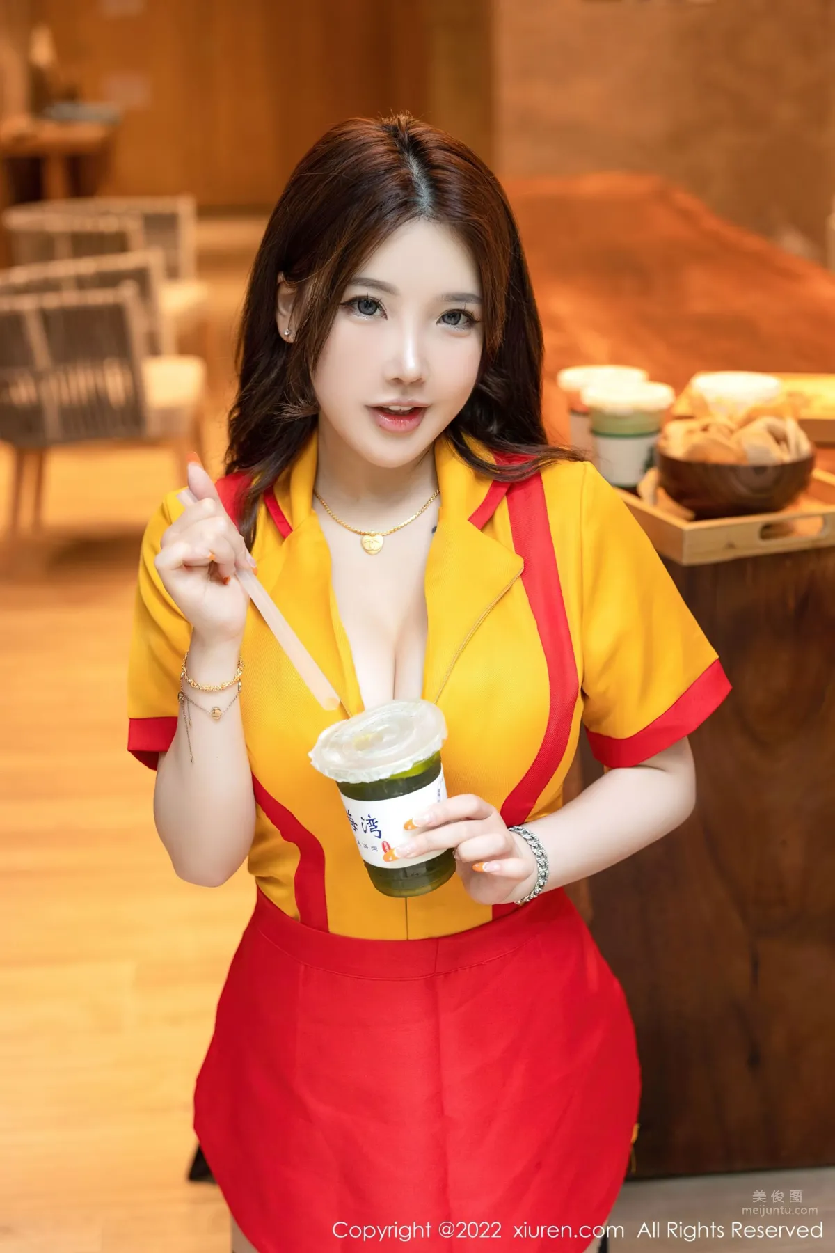 [XiuRen] 2022.08.29 No.5509 小海臀Rena 12