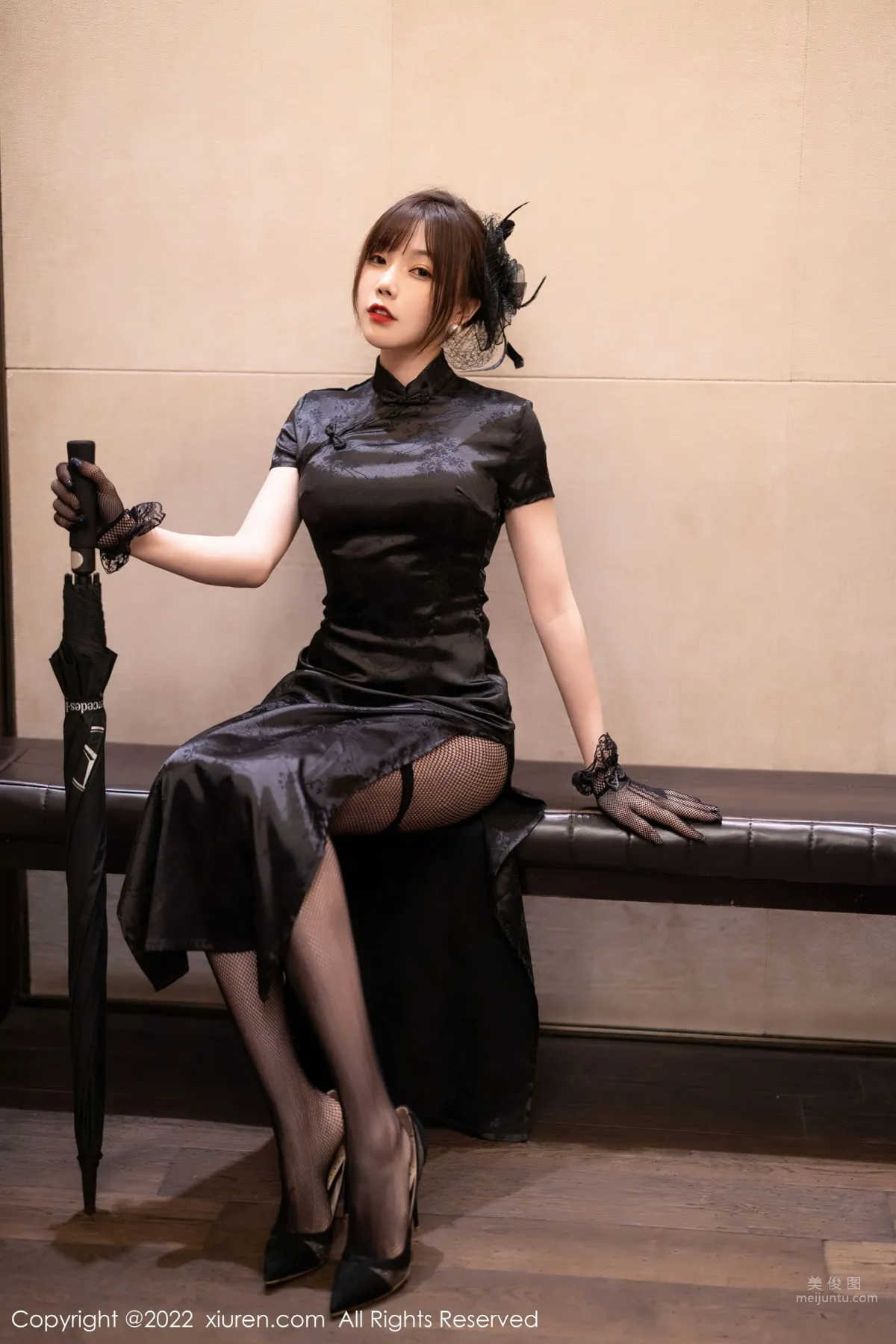 [XiuRen] 2022.09.01 No.5532 徐莉芝Booty 1
