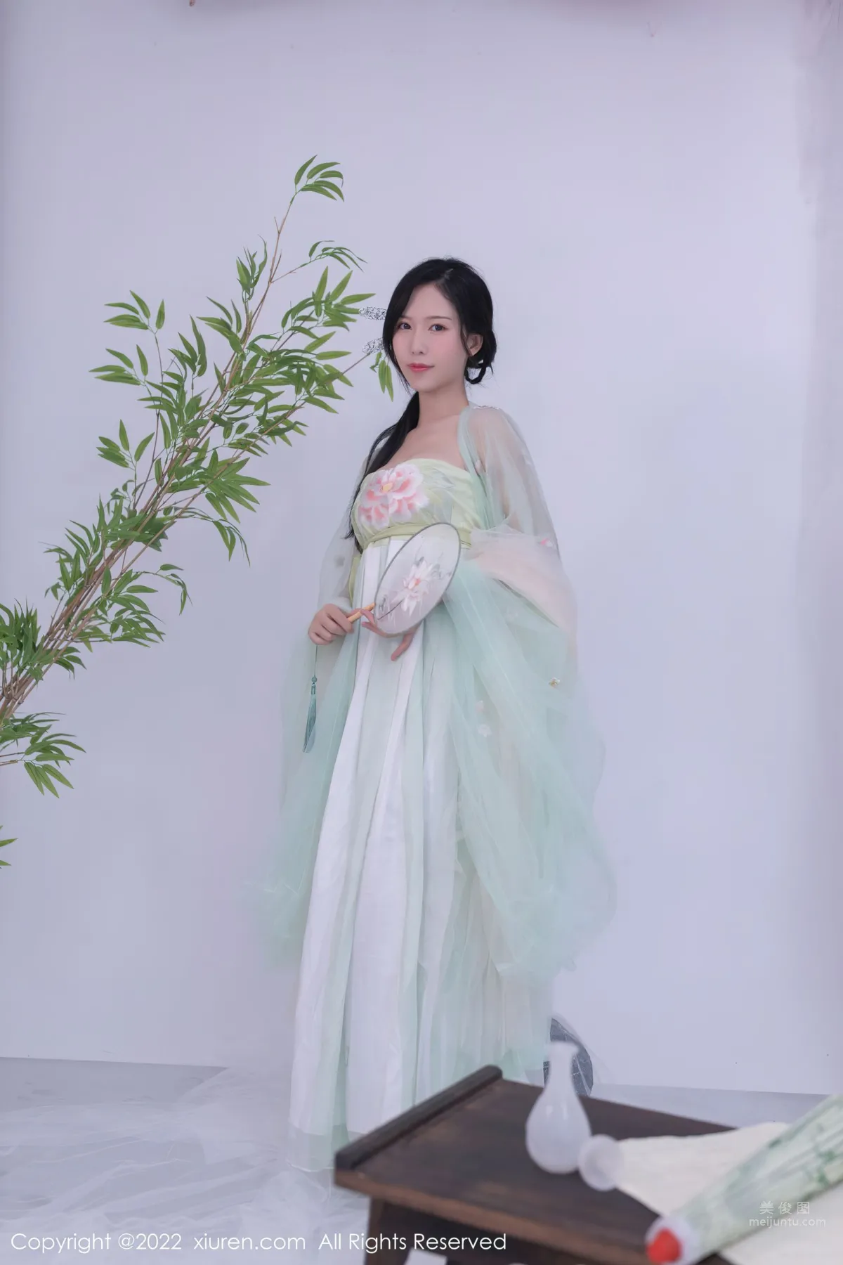 [XiuRen] 2022.07.27 No.5345 利世_0