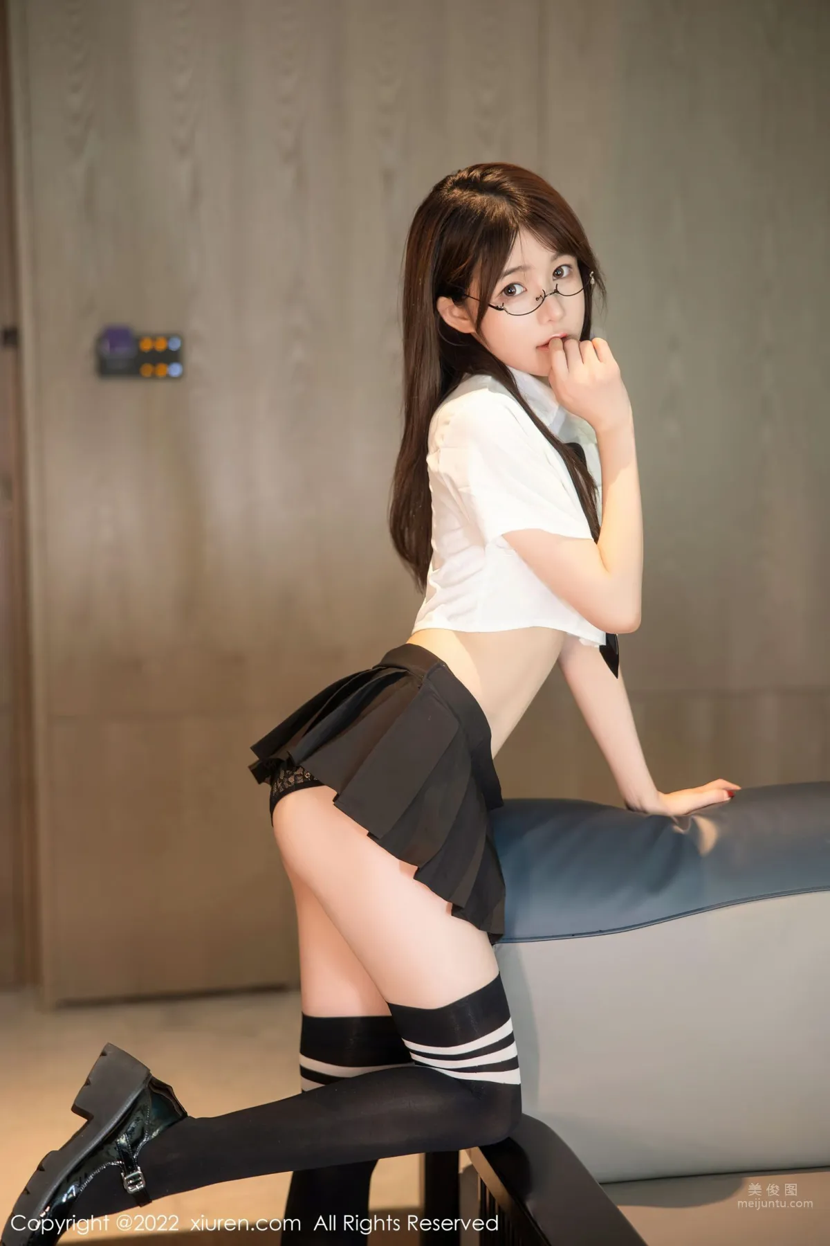 [XiuRen] 2022.08.01 No.5365 婠婠麼 24