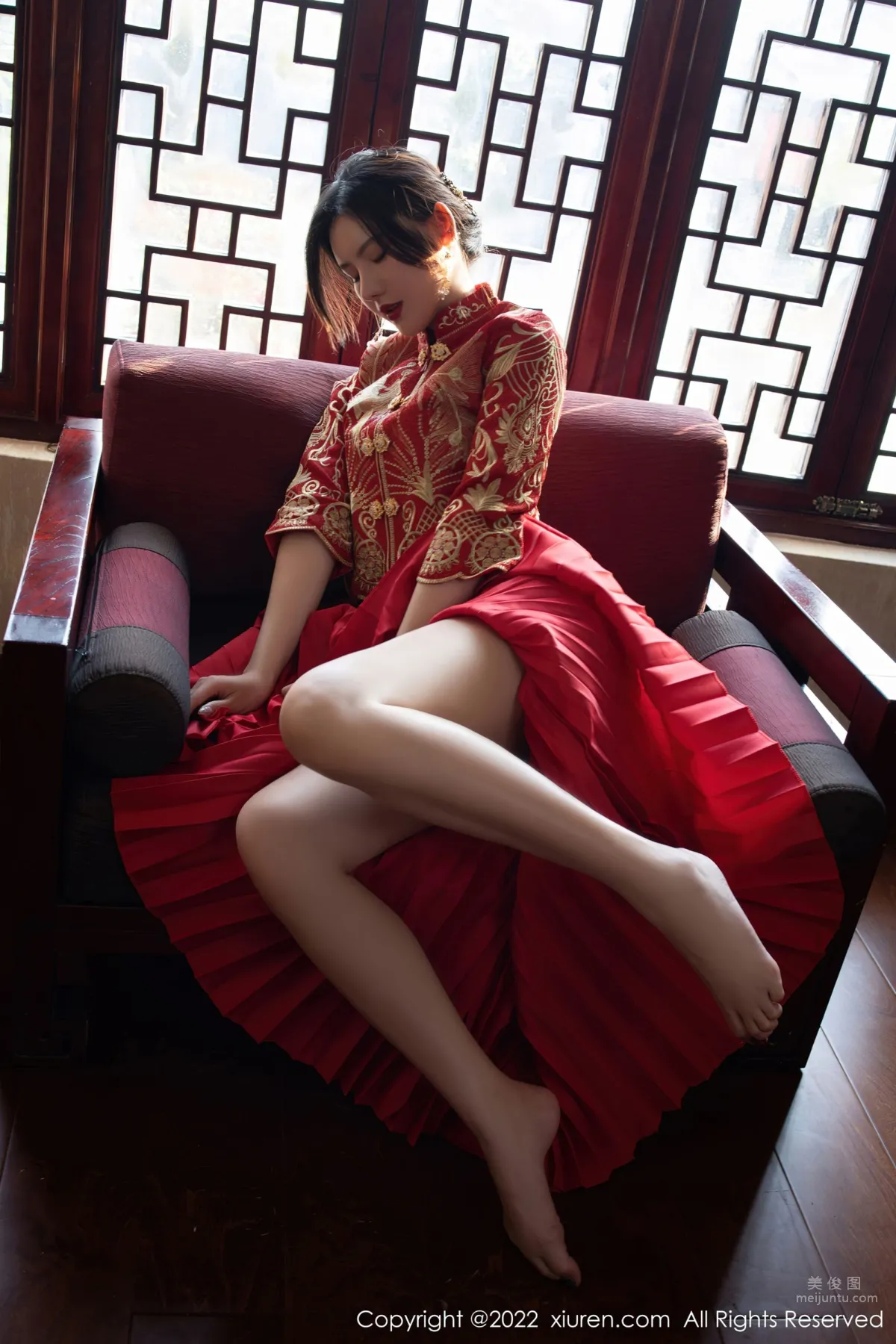 [XiuRen] 2022.07.22 No.5319 就是阿朱啊 2