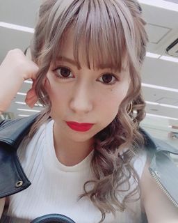 高橋かれん