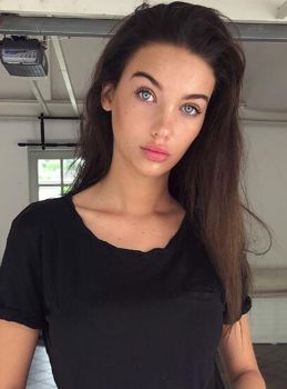 Melinda London Sharky