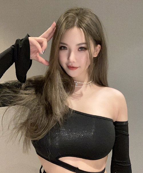 小海臀Rena