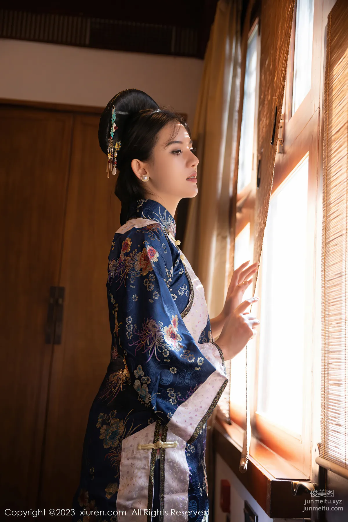 [XiuRen秀人網] 2023.03.10 NO.6398 就是阿朱啊 16