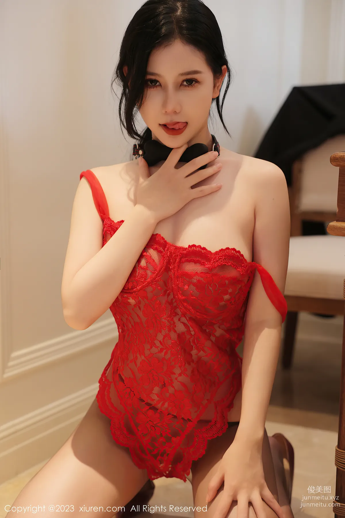 [XiuRen秀人網] 2023.03.27 NO.6475 尹甜甜 萬甯旅拍 65