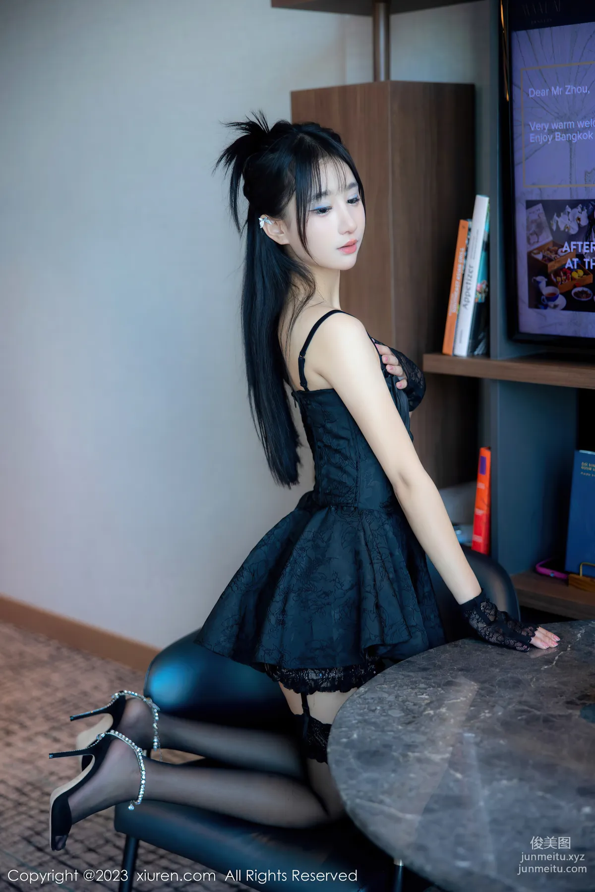 [XiuRen秀人網] 2023.04.03 NO.6516 小果凍兒 17