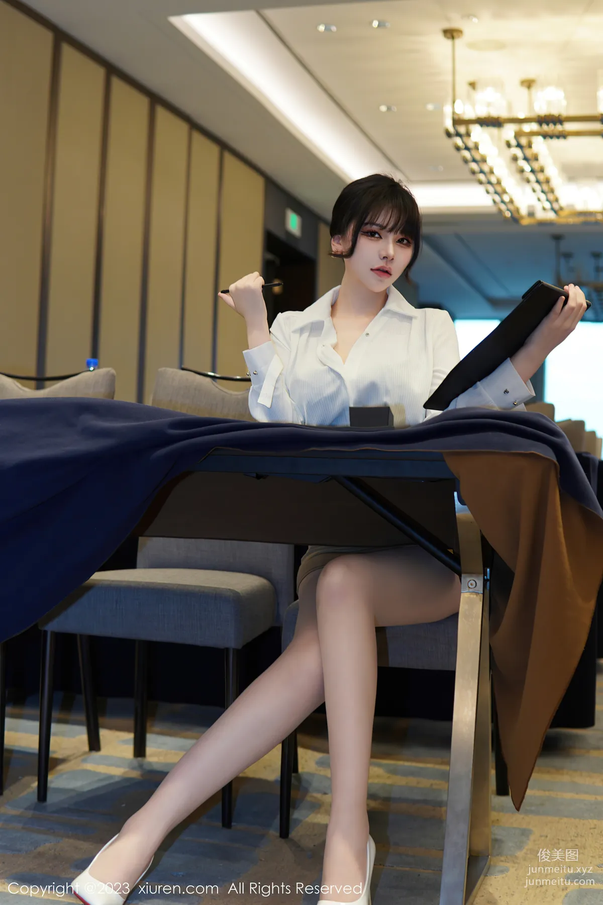 [Xiuren秀人網]2023.01.10 NO.6111 桃桃子_ 10