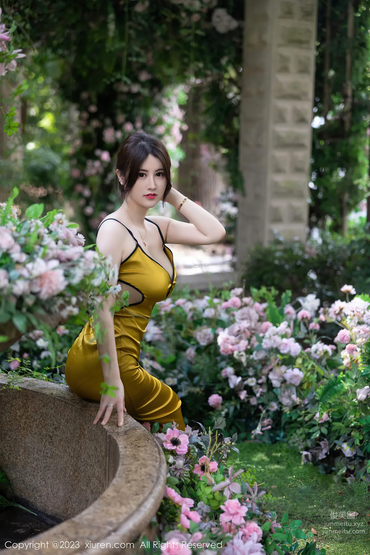 [Xiuren秀人網]2023.08.29 NO.7302 詩詩kiki 38