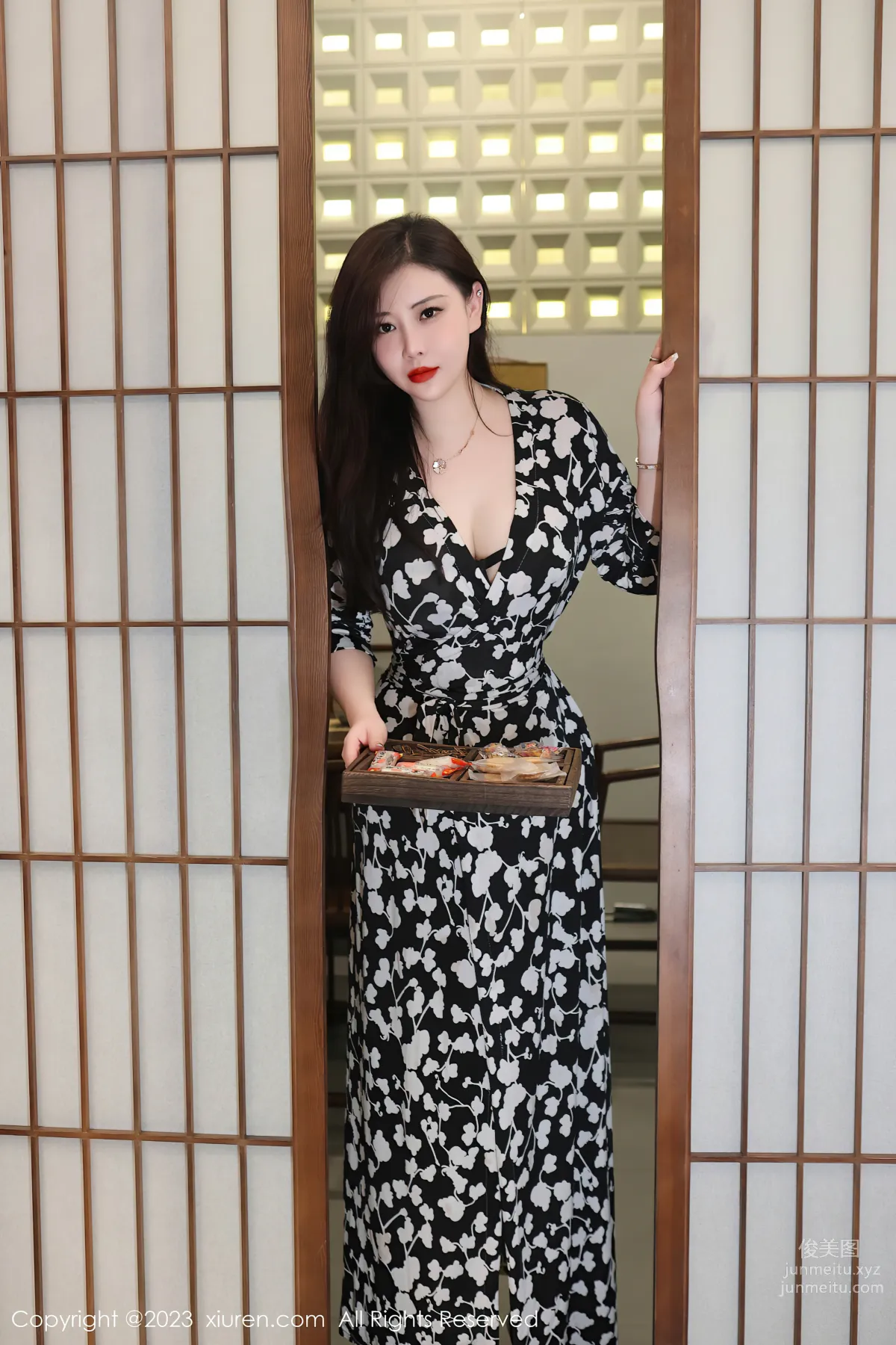 [Xiuren秀人網]2023.10.23 NO.7548 王婉悠Queen 2