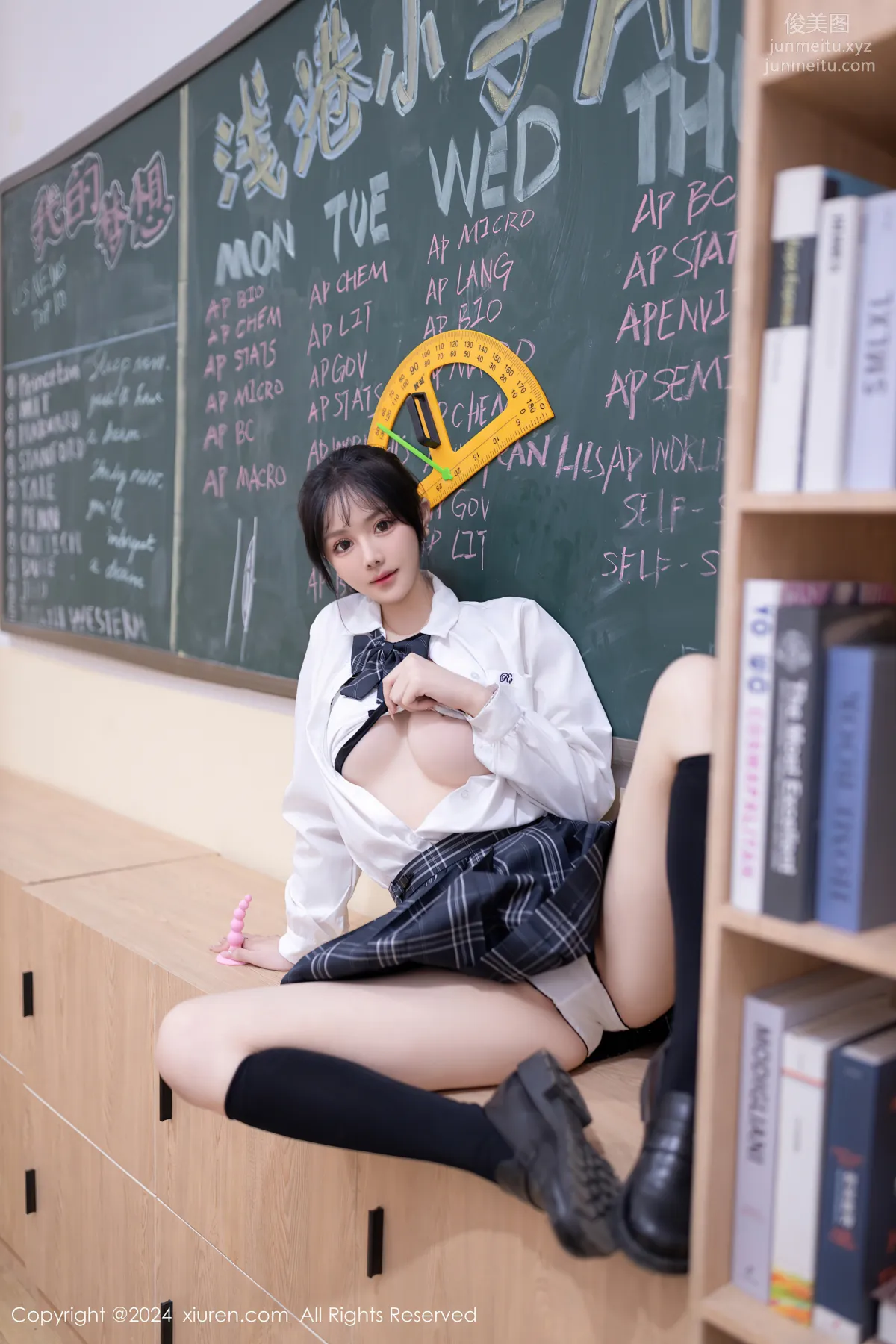[Xiuren秀人網]2024.02.02 NO.8058 幼幼 15