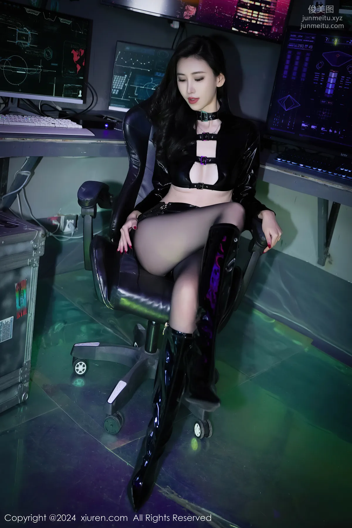[Xiuren秀人網]2024.03.13 NO.8219 章芃芃 14