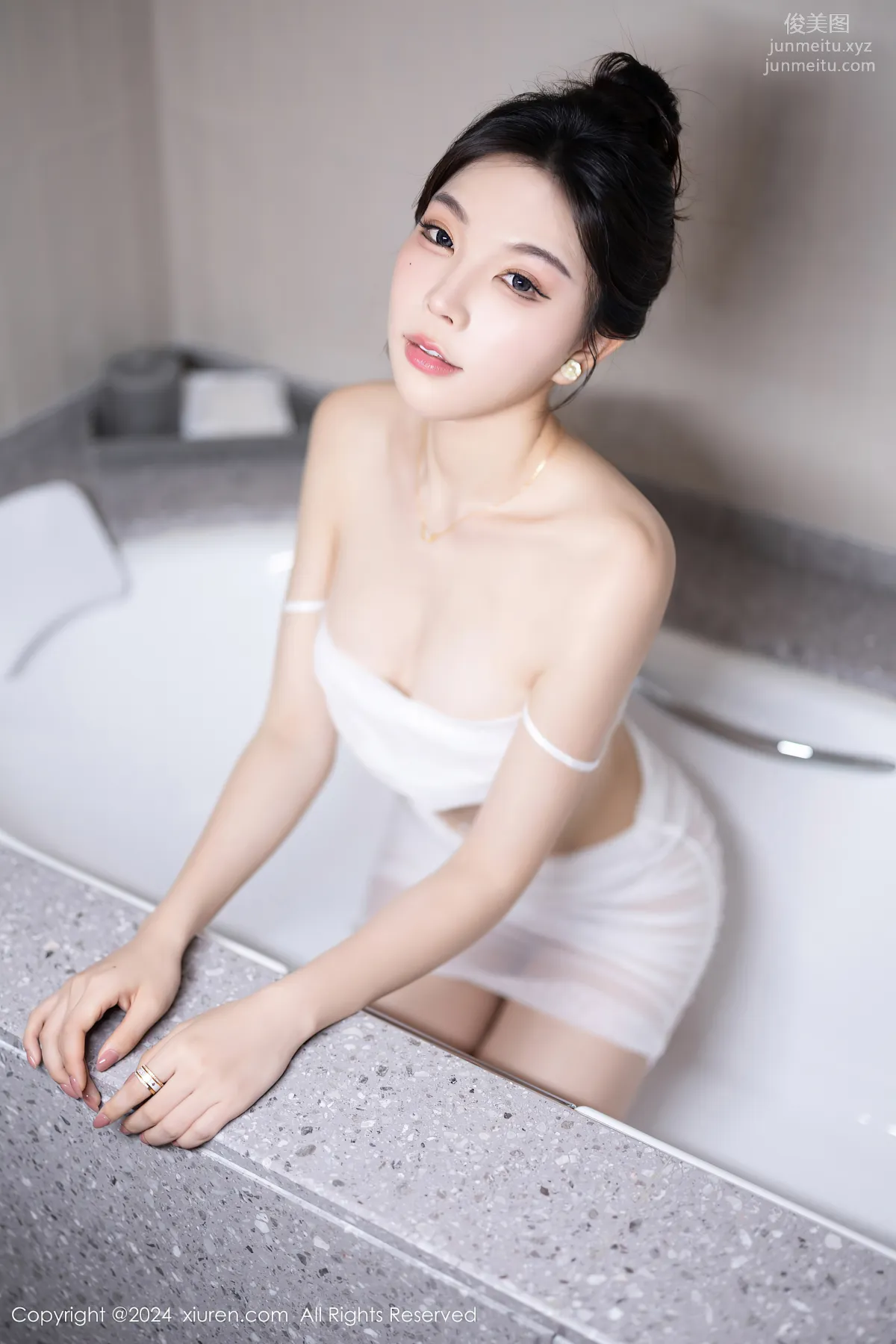 [Xiuren秀人網]2024.05.06 NO.8491 徐莉芝Booty 66