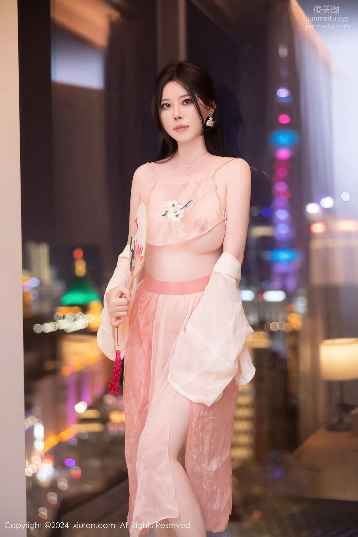 [Xiuren秀人網]2024.05.08 NO.8503 白茹雪abby 2