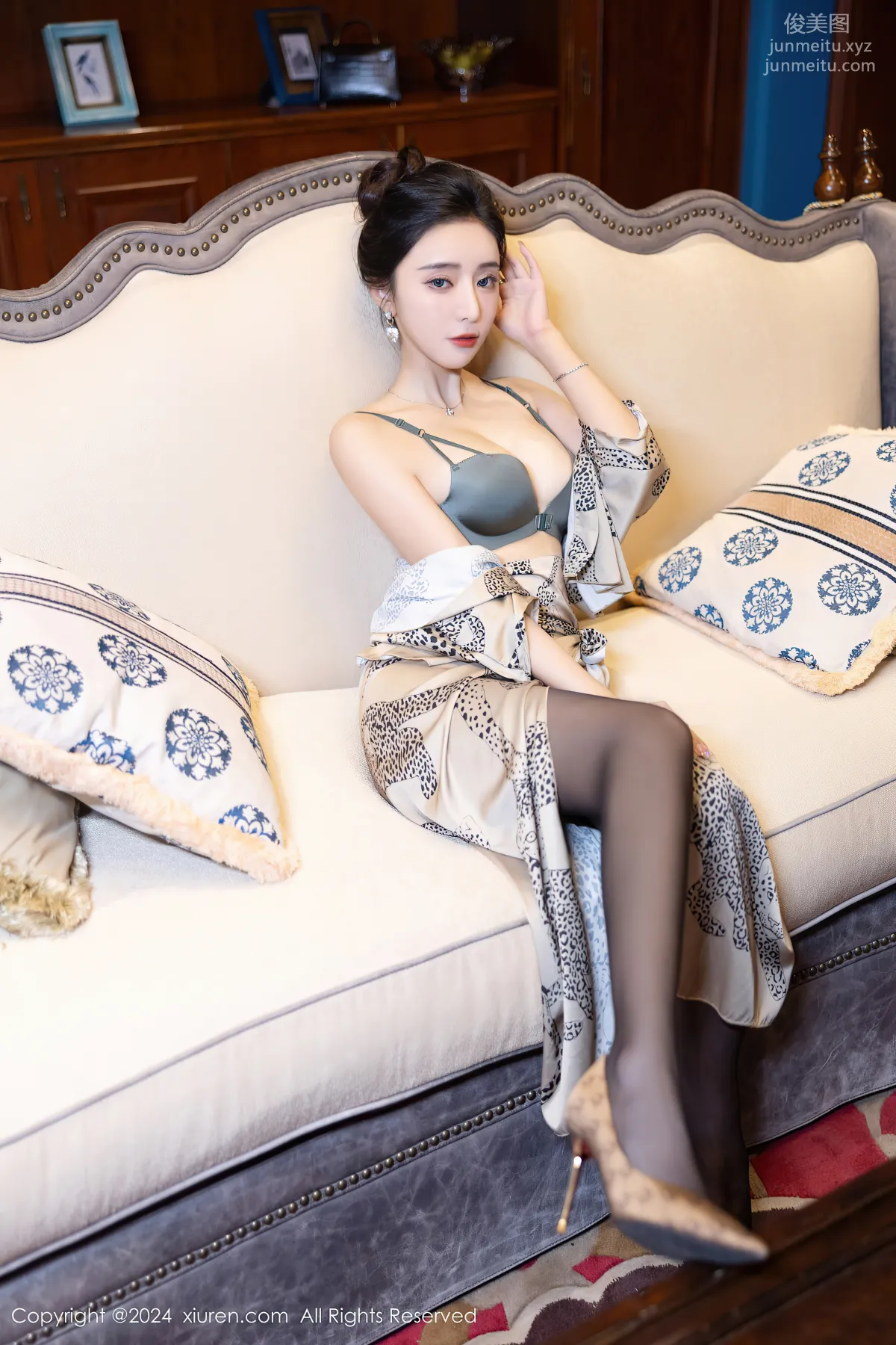 [Xiuren秀人網]2024.05.09 NO.8510 王馨瑤yanni 32