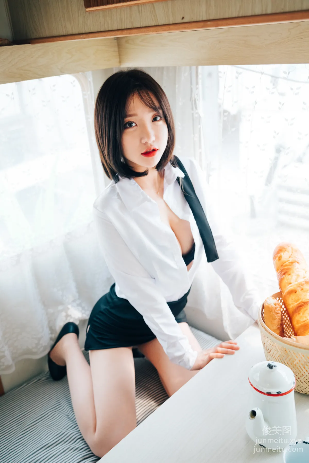 013.[Loozy] - Ye-Eun - Officegirl's Vacation Vol.2[85P] 22