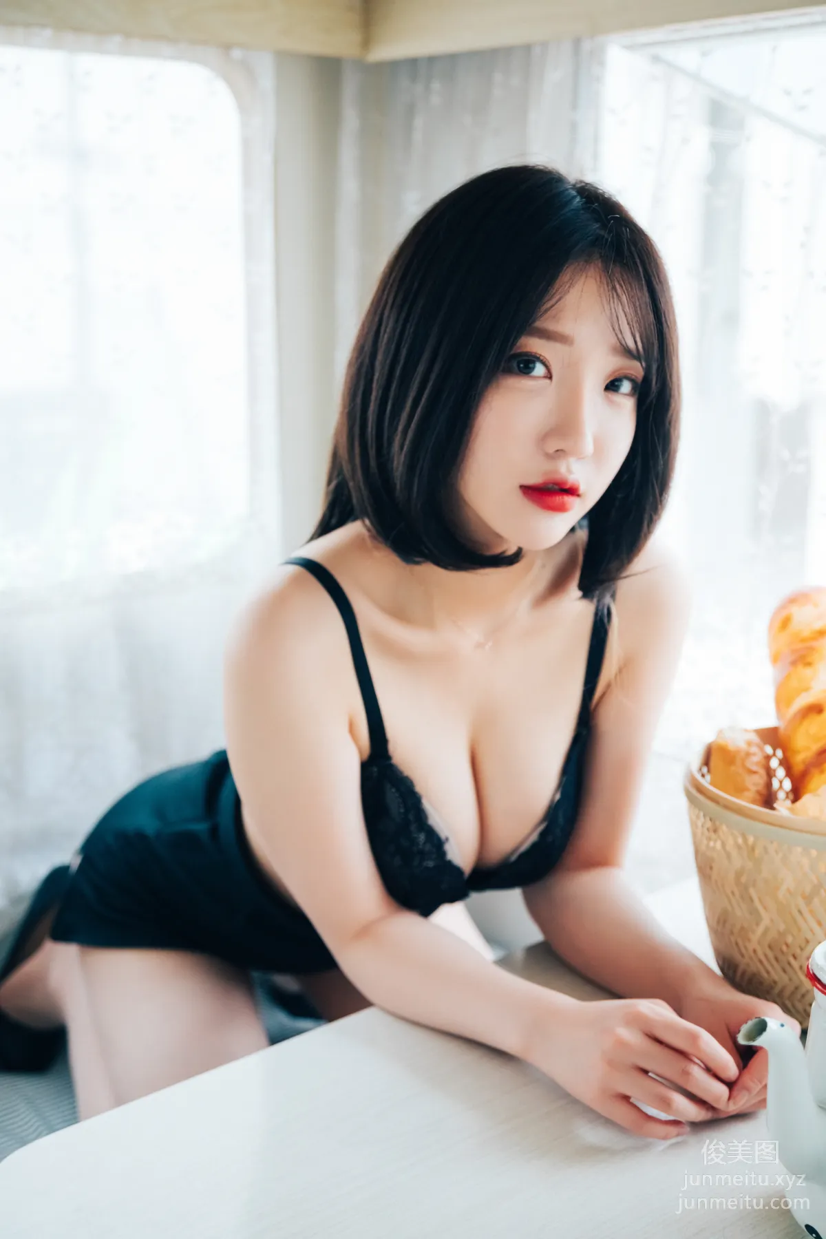 013.[Loozy] - Ye-Eun - Officegirl's Vacation Vol.2[85P] 39