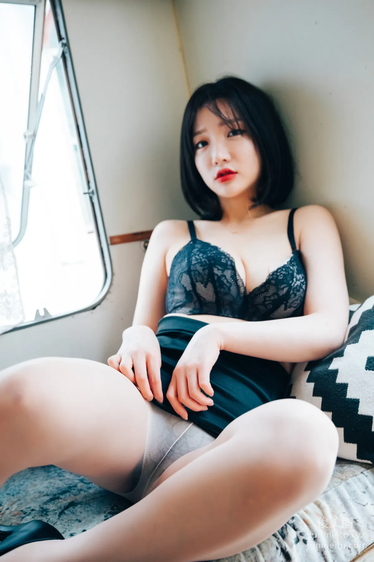 013.[Loozy] - Ye-Eun - Officegirl's Vacation Vol.2[85P] 65