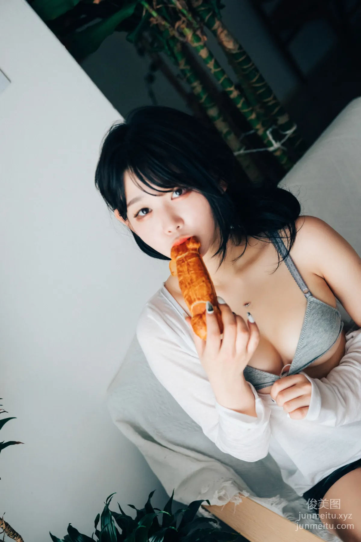 031.[Loozy] XXX Trip Full.Ver Zia[196P] 75