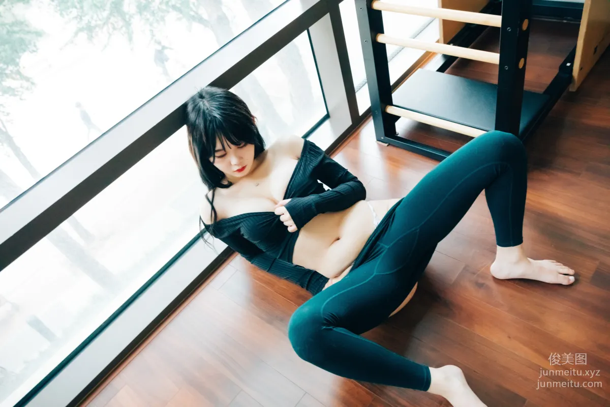 048.[Loozy] Zia (지아) – Pilates instructor + Full.Ver [151P] 27