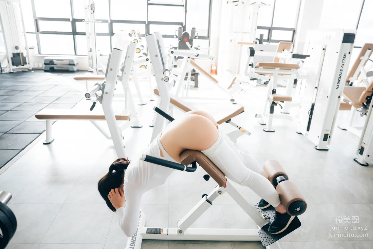 052.[Loozy] Kissme - Strip Fitness + Video [85P] 78